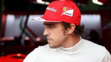 Fernando Alonso prepara el GP de Bahrein