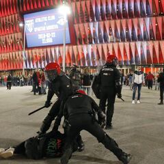 Uno de los rusos heridos tenía una puñalada en la espalda