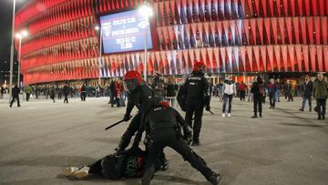 Uno de los rusos heridos tenía una puñalada en la espalda