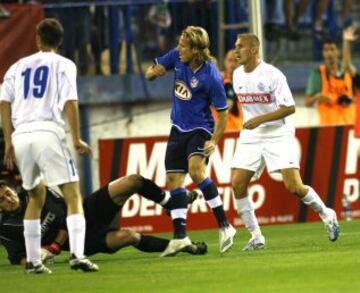 El 28 de julio de 2007 el Atlético de Madrid tuvo que remontar un 2-1 de la ida frente al Gloria Bistrita en la tercera ronda de la Intertoto. El Atlético pasó a la siguiente fase tras ganar 1-0 (Forlán) en el Calderón.