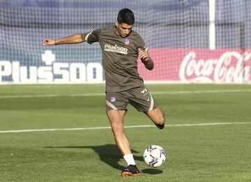 Primer entrenamiento de Luis Suárez con el Atlético de Madrid.