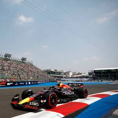 Checo Pérez, más rápido que Verstappen en el viernes del GP de México