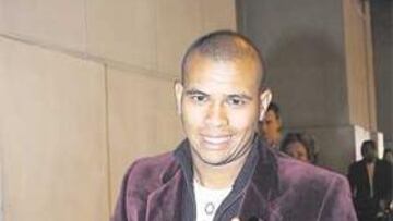 <b>EL FICHAJE MÁS ESPERADO. </b>Gabriel, a su llegada al aeropuerto de Málaga.