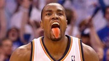 Serge Ibaka celebra una de sus canastas.