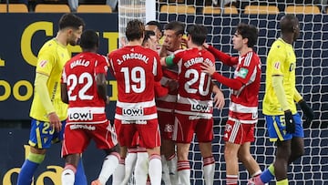 24/01/26 PARTIDO SEGUNDA DIVISION CADIZ - GRANADA
1-2 GOL DE RUBEN ALCARAZ ALEGRIA