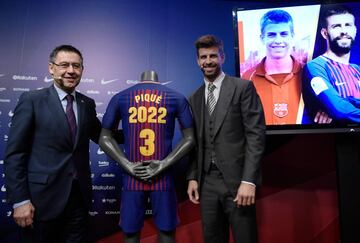 Josep Maria Bartomeu y Gerard Piqué. 