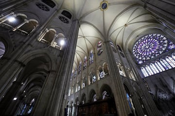 El rosetón del sur de la catedral de Notre Dame de París.