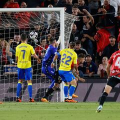 Maffeo alimenta el sueño europeo del Mallorca y alarga el sufrimiento cadista