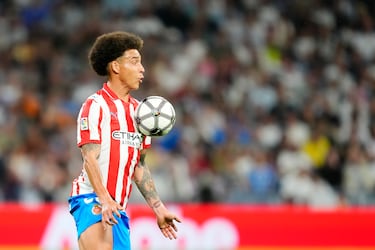 Logo antiguo de LaLiga en la equipación del Girona.