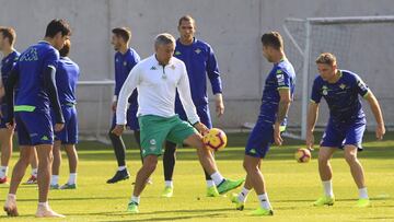 Setién, durante una sesión.