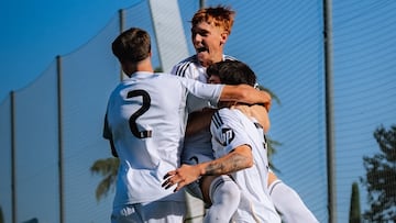 Gabri Valero, con sus compañeros en el Juvenil A del Real Madrid.