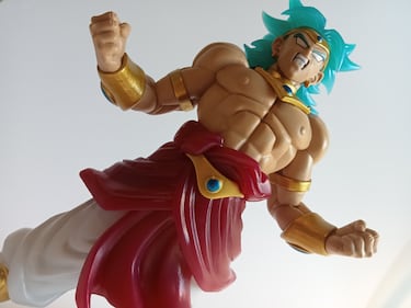 La salvaje evolución del Broly de ‘Dragon Ball Z’ en dos bestiales figuras del Saiyan Legendario