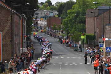 En esta etapa llegan las primeras dificultades montañosas entre Reims y Épernay. Es la más exigente en el primer tercio de la carrera. Tiene cinco subidas categorizadas y el Mont Bernon 1 km al 4.6% puede ser el punto decisivo para los ciclistas más ‘puncheurs’ cuando solo queden 5 km. El aldo negativo para estas corredoras es que tienen que afrontar un terreno bastante duro. La Cote de Mutigny, situada a poco más de 15 km, tiene porcentajes superiores al 12% en sus 900 metros de longitud. Las subidas anteriores pueden servir para que algunas ciclistas escapen del pelotón y así ganar la etapa. El recorrido total es de 133 km.