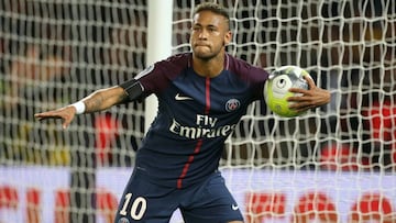 Neymar, durante el partido ante el Toulouse.