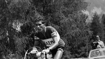 Federico Martín Bahamontes durante la etapa 18, Bolzano-Trento, del Giro de Italia de 1958.