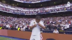 Hazard besa el escudo y la grada enloquece: Como si fuera un gol