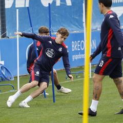 Diego Gómez: “Con la ayuda del psicólogo y del míster he ido mejorando”