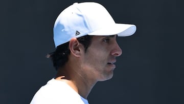 Garin da una clase de tenis y saca la cara por Chile en Australia