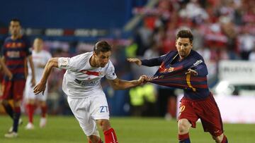 Krychowiak, junto a Messi durante la final.