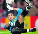 El Atleti ha marcado 16 goles a Víctor Valdés