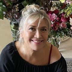 Julia Otero vuelve al trabajo después de su tratamiento contra el cáncer