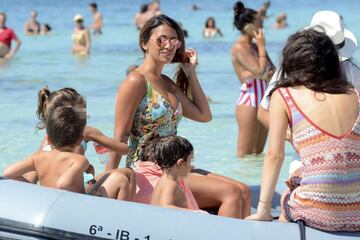 Messi y Antonella Roccuzzo disfrutan de sus últimos días de vacaciones en Formentera.