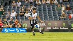 Ulises Dávila se luce con gol en la liga australiana