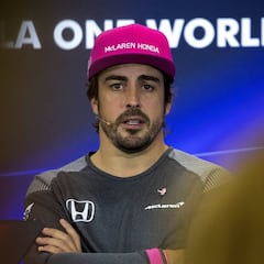 Alonso cree "más lógico" que Hamilton tenga 4 como Vettel