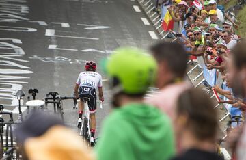 Alberto Contador recorriendo los ¨²ltimos metros de la etapa.