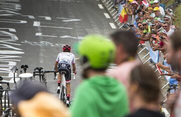 Alberto Contador recorriendo los últimos metros de la etapa.