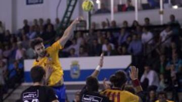 Marco Kopljar lanza a puerta.