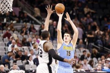 NIKOLA JOKIC (Denver Nuggets). 21 años. Promedios 2016-17: 15,2 puntos, 8,4 rebotes y 3,9 asistencias.