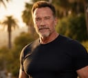 Arnold Schwarzenegger, actor, “No puedes subir la escalera del éxito con las manos en los bolsillos”