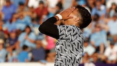 “Estamos tristes, porque él quería seguir en Colo Colo, el club que ama... Pero así es el pago de Chile”