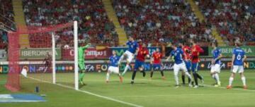 Diego Costa marca el 1-0.