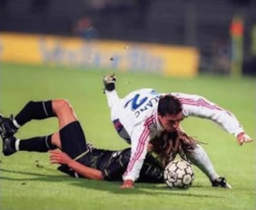 Larsson se rompió la rótula en su último partido con el Helsingborg