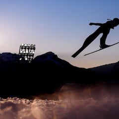 Saltos increíbles en el Mundial de esquí nórdico