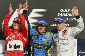 Primera carrera de la temporada en la que defend赤a t赤tulo y primer triunfo. Domin車 en Sakhir con el nuevo Renault R26, luciendo el n迆mero &1*, delante de Schumacher (Ferrari) y Raikkonen (McLaren).