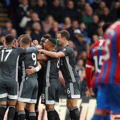 El Leicester aguanta el ritmo que dictan Liverpool y City