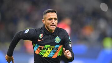 Soccer Football - Serie A - Inter Milan v Empoli - San Siro, Milan, Italy - May 6, 2022 Inter Milan's Alexis Sanchez celebrates scoring their fourth goal REUTERS/Daniele Mascolo