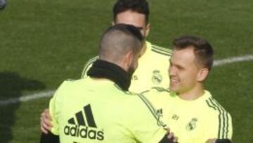 Cheryshev, ayer con Casilla.