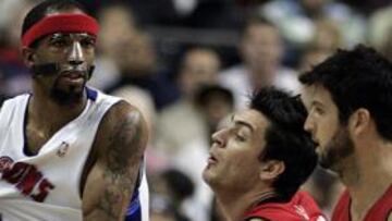 <strong>SIN PIEDAD.</strong> Hamilton, con 39 puntos, acabó con la buena racha de Toronto.