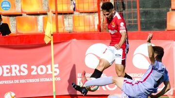Fran Carbia endulza al N¨¤stic y deja en la lona al Barcelona B