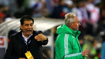 SOCCER/FUTBOL
ELMINATORIAS 2010
HA LLEGADO EL MOMENTO
USA VS MEXICO
MEXSPORT DIGTAL IMAGE
11 February 2009:  Action photo of Francisco Ramirez and Sven Goran Eriksson coach of mexican team, during World Cup 2010 qualifier game held at Columbus, Ohio./Foto de accion de Francisco Ramirez y Sven Goran Eriksson entrenador del equipo mexicano, durante juego eliminatorio de Copa del Mundo 2010 celebrado en Columbus, Ohio. MEXSPORT/DAVID LEAH