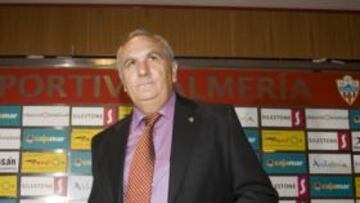 <b>RESPONSABLE. </b>Alfonso García cree en que la reacción del equipo llegará en forma de resultados.