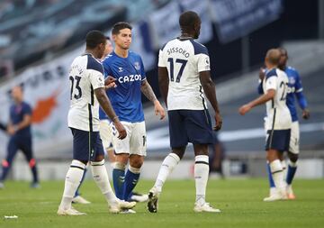 El equipo de Carlo Ancelotti ganó por 0-1 en el debut de la Premier League 2020/2021. James debutó, jugó 91 minutos y tuvo un gran papel. Yerry Mina fue el jefe de la defensa. Calvert Lewin marcó el gol del triunfo. 