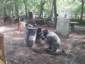 Hoy ha sido una jornada diferente para los jugadores del Celta ya que se han enfrentado en una divertida partida de paintball.