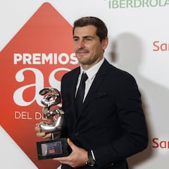 La reacción de Casillas tras clasificarse el Madrid: "Ahora vas y lo cascas"