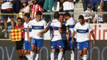 Los cruzados lograron un buen triunfo en Lima de cara al clásico universitario.