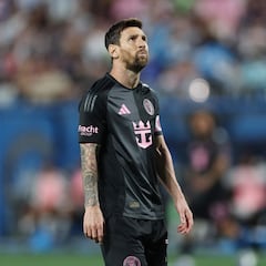 Toklomati y Kahlina frenan a Messi